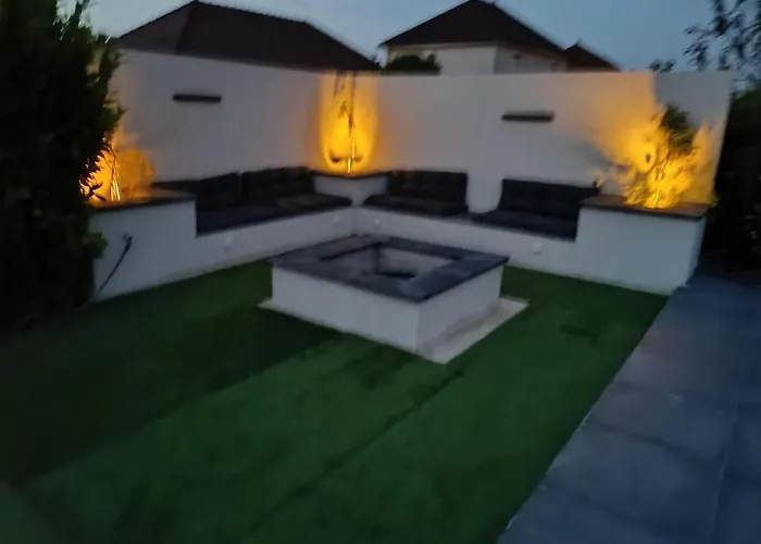 Villa Troyes Piscine Chauffee Sans Vis A Vis Et Jacuzzi Massant Saint-André-les-Vergers